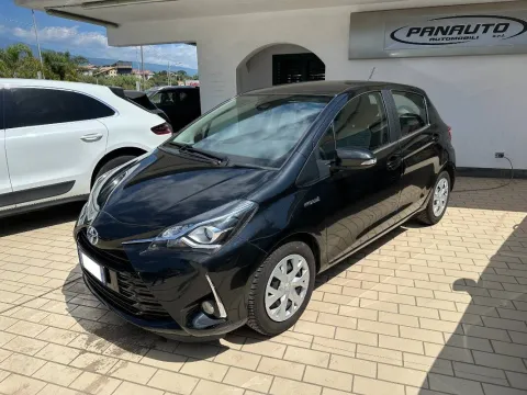 Toyota Yaris 5p 1.5h Business - Immagine 3