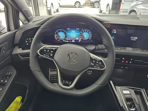 Volkswagen Golf 2.0 tdi R-Line 150cv dsg - Immagine 16