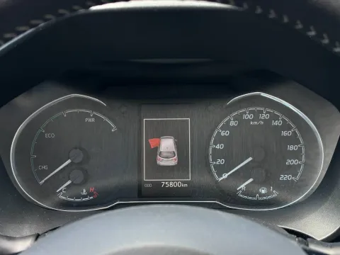 Toyota Yaris 5p 1.5h Business - Immagine 13