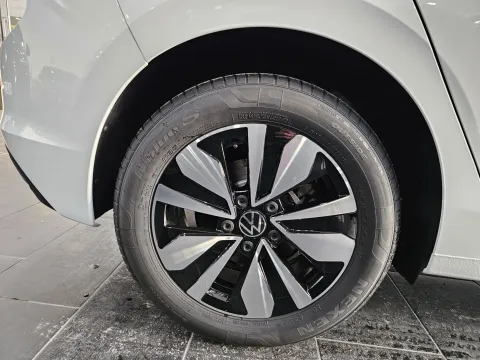 Volkswagen Golf 2.0 tdi Life 115cv dsg - Immagine 8