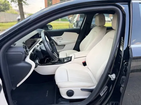 Mercedes A 200 Premium - Immagine 19