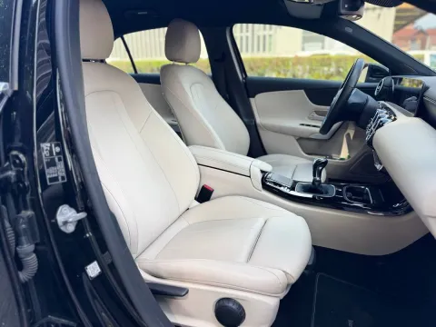 Mercedes A 200 Premium - Immagine 24