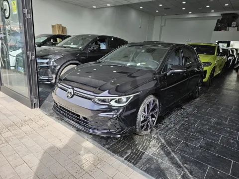 Volkswagen Golf 1.5 etsi evo R-Line 150cv dsg - Immagine 4