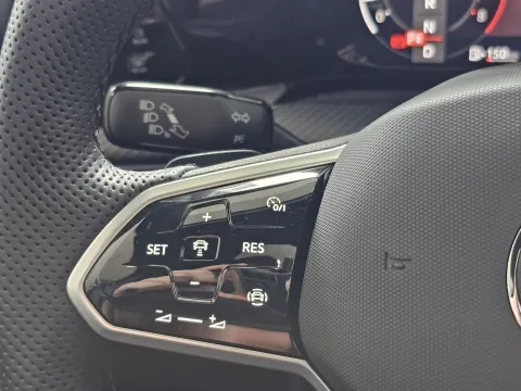 Volkswagen Golf 1.5 etsi evo R-Line 150cv dsg - Immagine 16