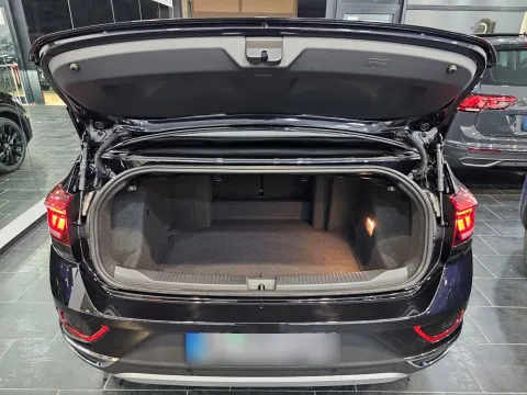 Volkswagen T-Roc Cabriolet 1.5 tsi Style dsg - Immagine 16