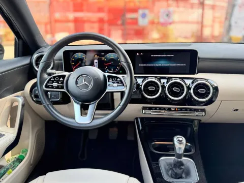 Mercedes A 200 Premium - Immagine 29