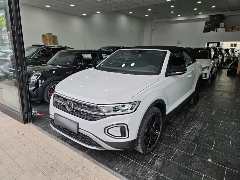 Volkswagen T-Roc Cabriolet 1.5 tsi Style dsg - Immagine 4