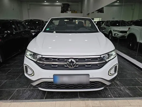 Volkswagen T-Roc Cabriolet 1.5 tsi Style dsg - Immagine 9