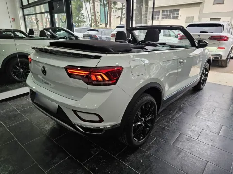 Volkswagen T-Roc Cabriolet 1.5 tsi Style dsg - Immagine 13