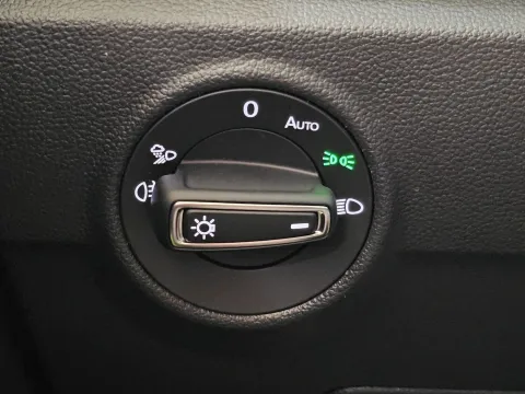 Volkswagen T-Roc 2.0 tdi Style 115cv - Immagine 15
