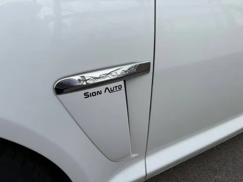 Jaguar XF Sportbrake 2.2d 200cv auto - Immagine 4