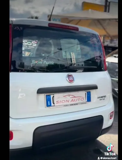 Fiat Panda 1.0 firefly hybrid s&s 70cv - Immagine 4