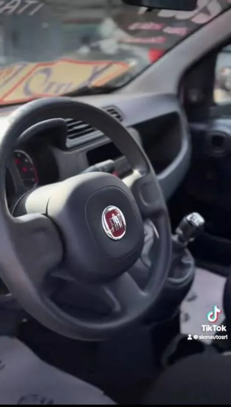 Fiat Panda 1.0 firefly hybrid s&s 70cv - Immagine 8