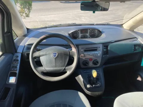 Lancia Musa 1.4 8v 5th Avenue ecochic Gpl - Immagine 6
