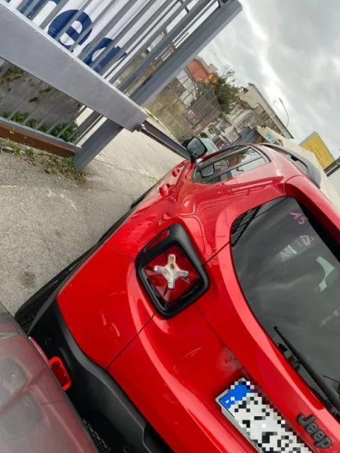 Jeep Renegade 1.6 mjt Limited fwd 120cv - Immagine 4