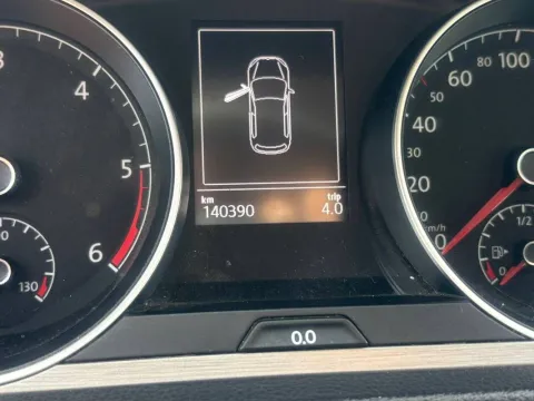 Volkswagen Golf 5p 1.6 tdi Comfortline 110cv - Immagine 10