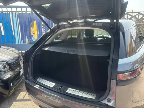 Land Rover Range Rover Velar 2.0 td4 SE 180cv auto - Immagine 9