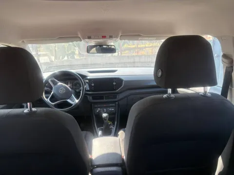 Volkswagen T-Cross 1.0 tsi Style 95cv - Immagine 9