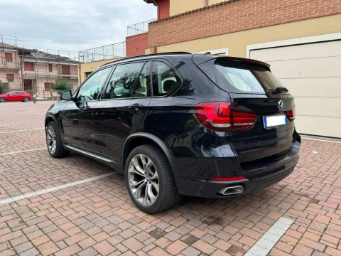 BMW X5 xdrive30d Luxury 258cv auto - Immagine 6