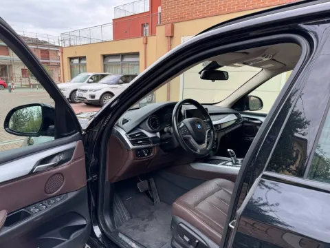 BMW X5 xdrive30d Luxury 258cv auto - Immagine 9