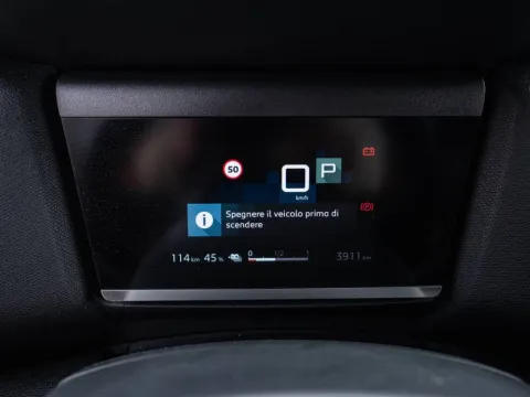 Citroen C4 X motore elettrico 100kW Plus - Immagine 28