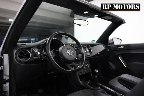 Volkswagen Maggiolino Cabrio 1.6 tdi Design 105cv - Immagine 7