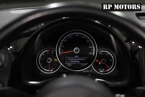 Volkswagen Maggiolino Cabrio 1.6 tdi Design 105cv - Immagine 13