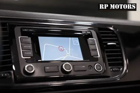 Volkswagen Maggiolino Cabrio 1.6 tdi Design 105cv - Immagine 16