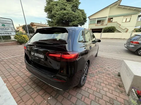 Mercedes B 180 d Progressive Advanced auto - Immagine 6