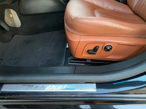 Maserati Ghibli 3.0 V6 ds 275cv auto - Immagine 25