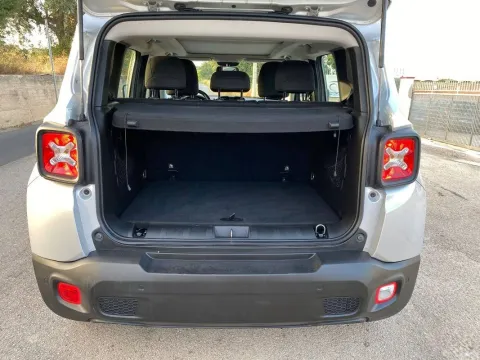 Jeep Renegade 1.6 mjt Business fwd 120cv auto - Immagine 28