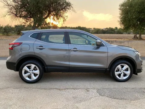 Nissan Qashqai 1.5 dci Business 115cv - Immagine 5