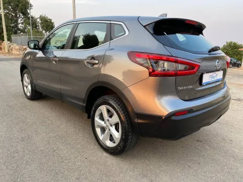 Nissan Qashqai 1.5 dci Business 115cv - Immagine 6