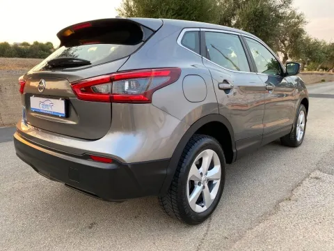 Nissan Qashqai 1.5 dci Business 115cv - Immagine 8