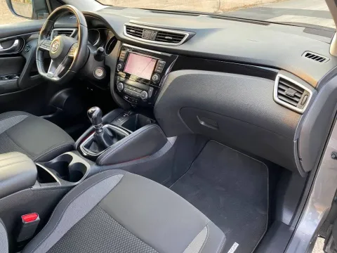 Nissan Qashqai 1.5 dci Business 115cv - Immagine 18