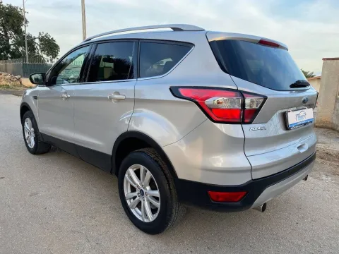 Ford Kuga 1.5 tdci Business s&s 2wd 120cv my18 - Immagine 6