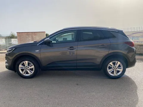 Opel Grandland X 1.5 ecotec Innovation s&s 130cv at8 - Immagine 4