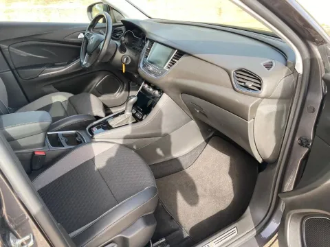 Opel Grandland X 1.5 ecotec Innovation s&s 130cv at8 - Immagine 16