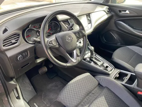 Opel Grandland X 1.5 ecotec Innovation s&s 130cv at8 - Immagine 17