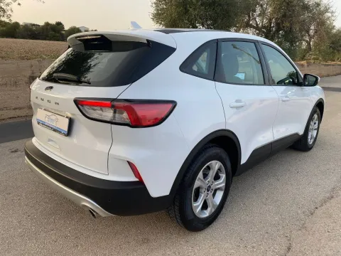 Ford Kuga 1.5 ecoblue Connect 2wd 120cv auto - Immagine 8
