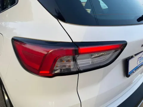 Ford Kuga 1.5 ecoblue Connect 2wd 120cv auto - Immagine 9