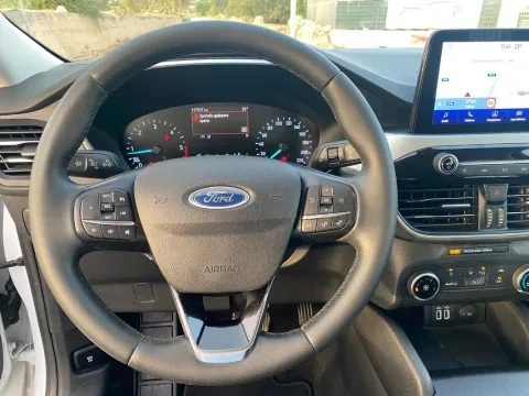 Ford Kuga 1.5 ecoblue Connect 2wd 120cv auto - Immagine 16