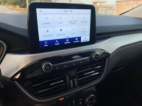 Ford Kuga 1.5 ecoblue Connect 2wd 120cv auto - Immagine 24