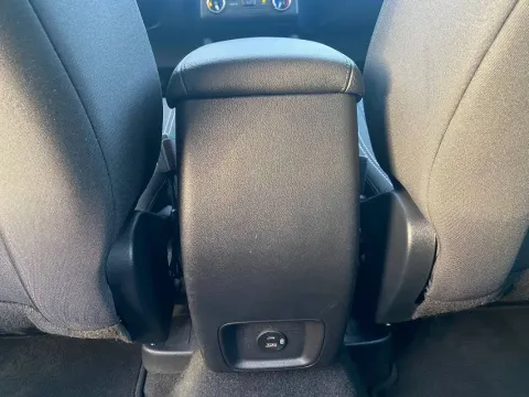 Ford Kuga 1.5 ecoblue Connect 2wd 120cv auto - Immagine 29