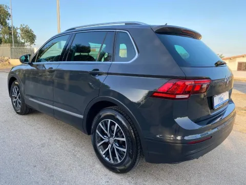 Volkswagen Tiguan 2.0 tdi Business 150cv dsg - Immagine 10