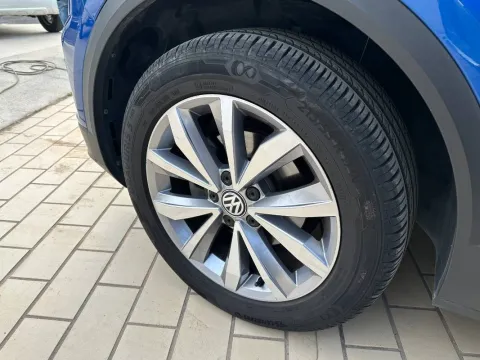 Volkswagen T-Roc 1.6 tdi Style - Immagine 4
