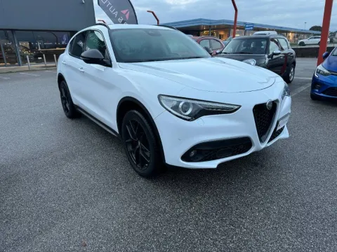Alfa Romeo Stelvio 2.2 t B-Tech Q4 210cv auto - Immagine 4