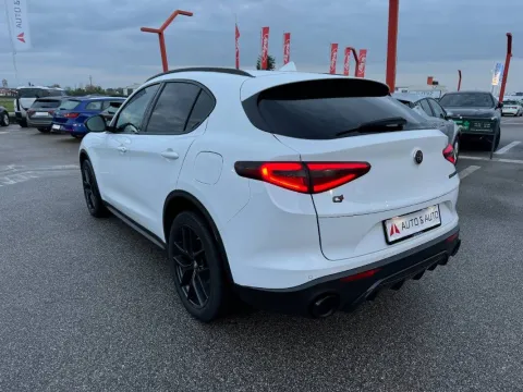 Alfa Romeo Stelvio 2.2 t B-Tech Q4 210cv auto - Immagine 9