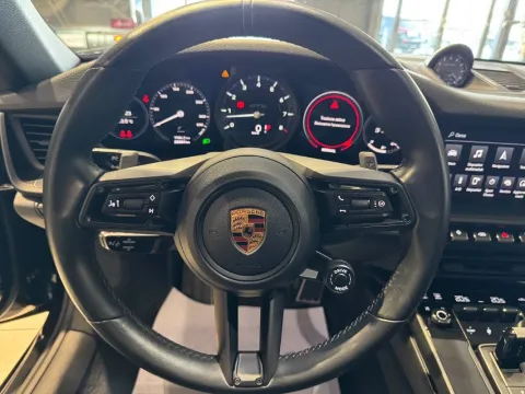 Porsche 911 Targa 3.0 4 GTS auto - Immagine 14