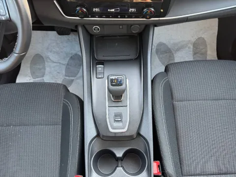 Nissan Qashqai 1.3 mhev Business 2wd 158cv xtronic - Immagine 14